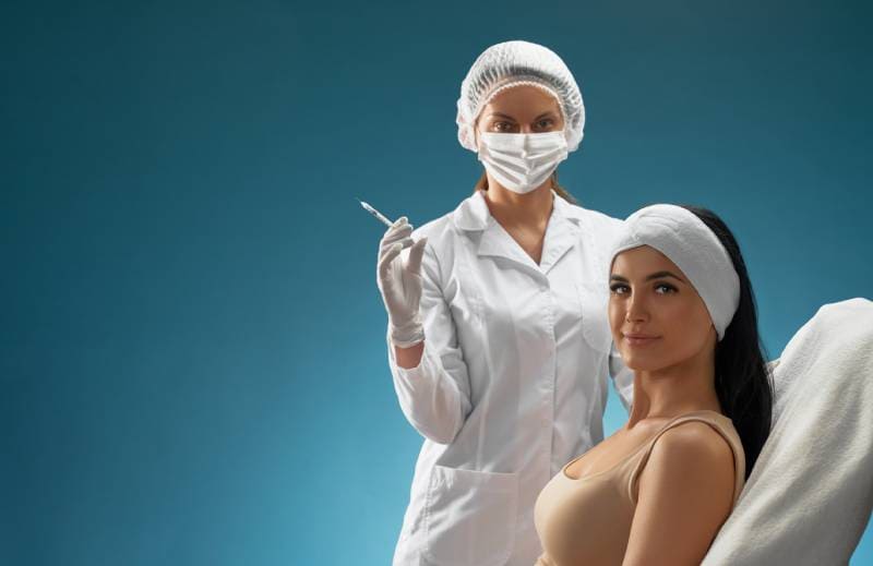 Aplicación de toxina botulínica ofrecida por él Dr. Javier Sánchez - Especialista en Cirugía Plástica Estética